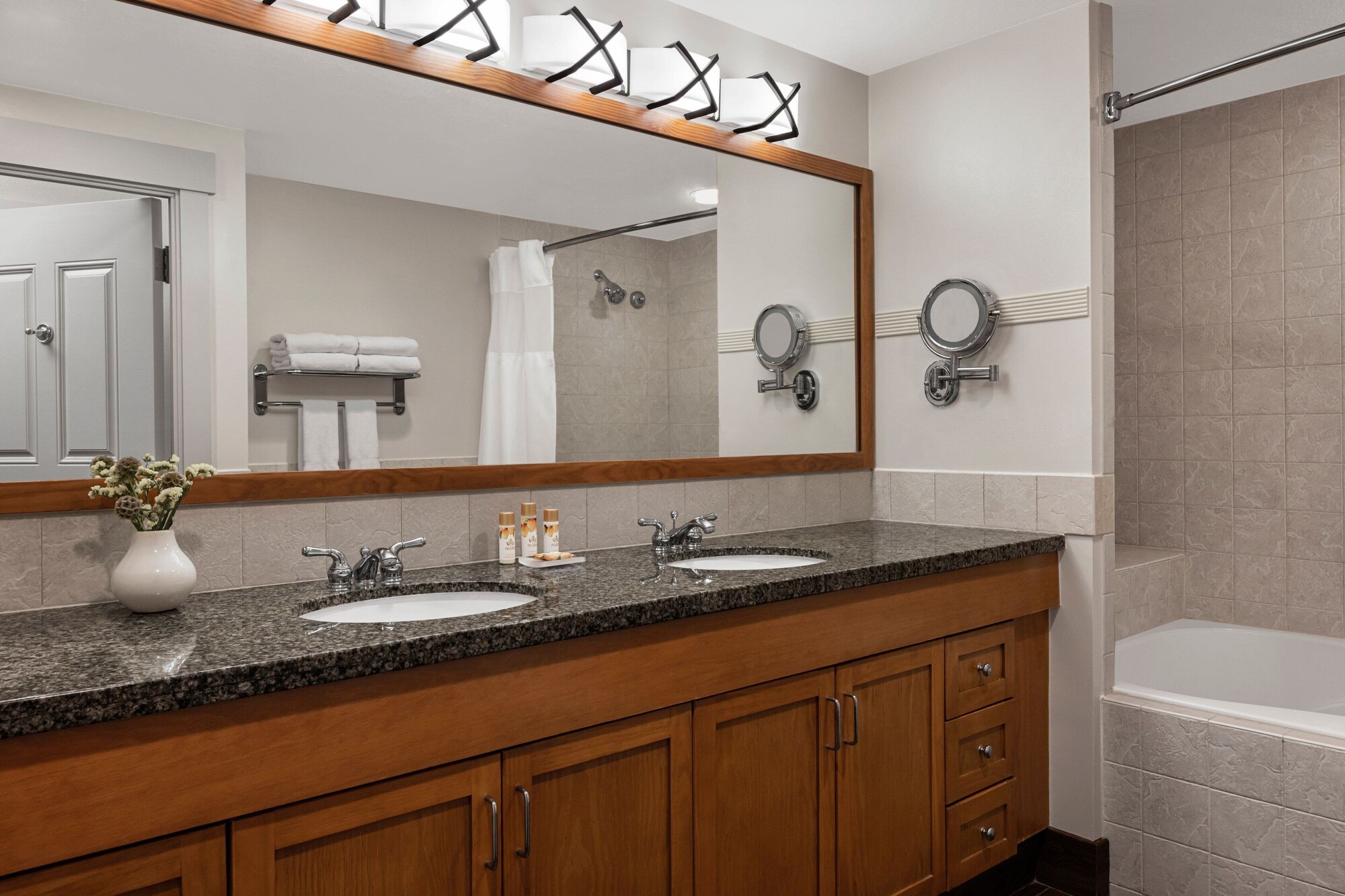 marriott grand residence club lake tahoe 1 to 3 bedrooms and pent