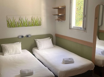 sure hotel by best western nimes est