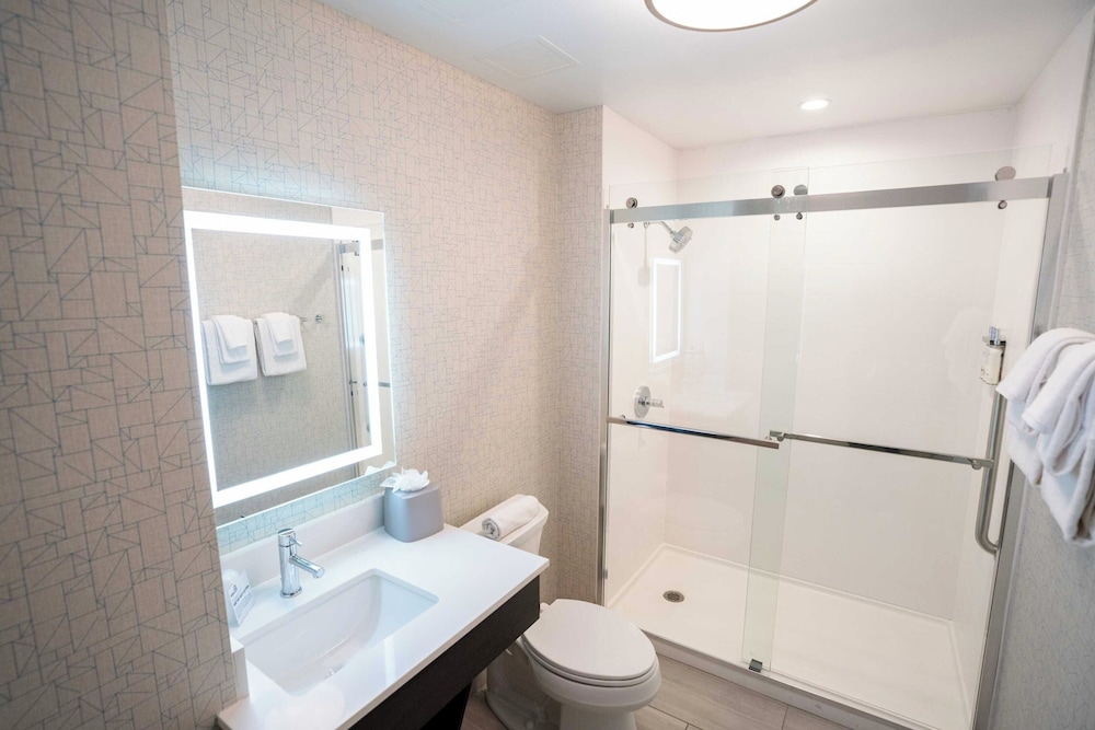 holiday inn express long island city e new york