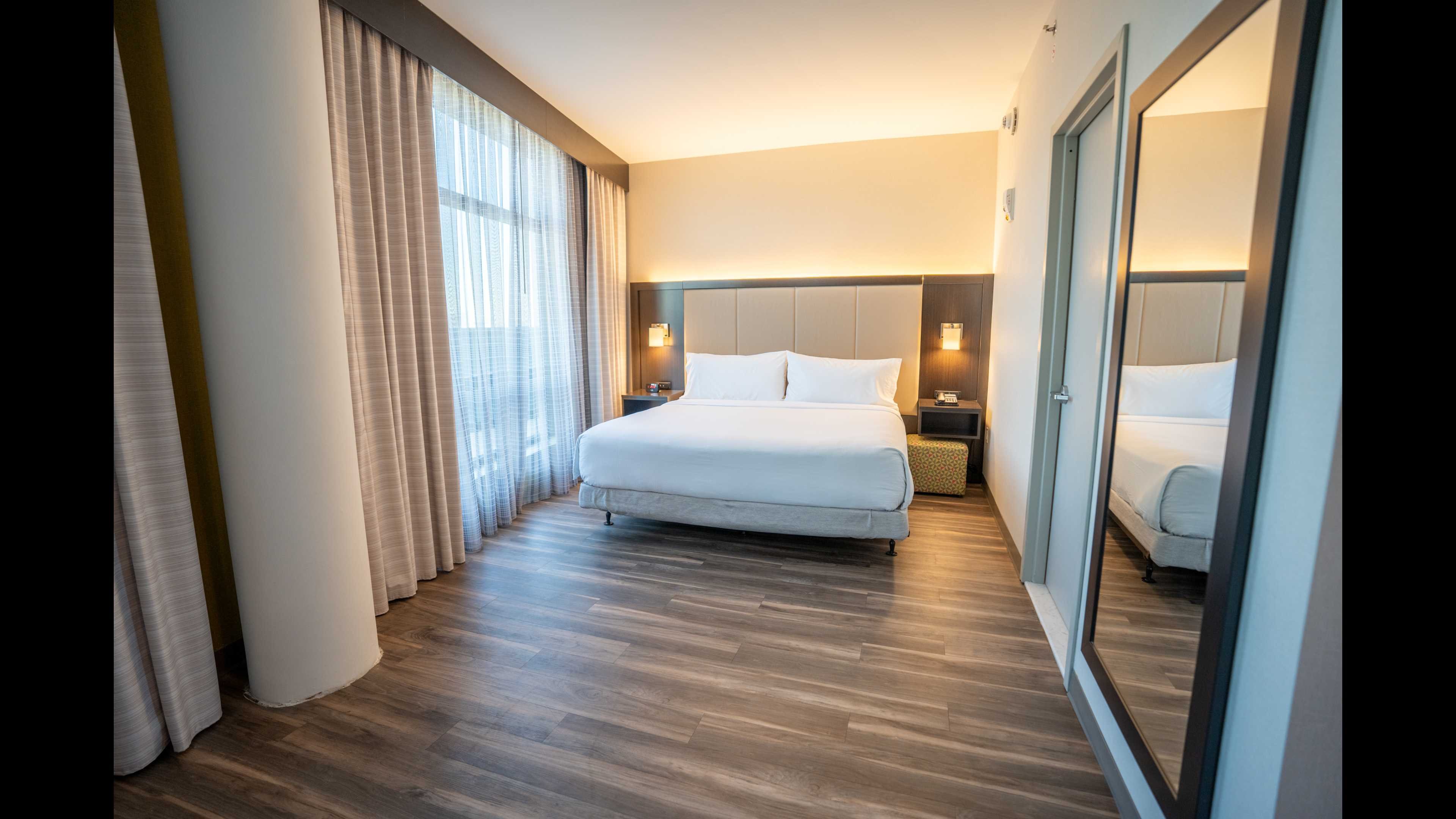 holiday inn express long island city e new york