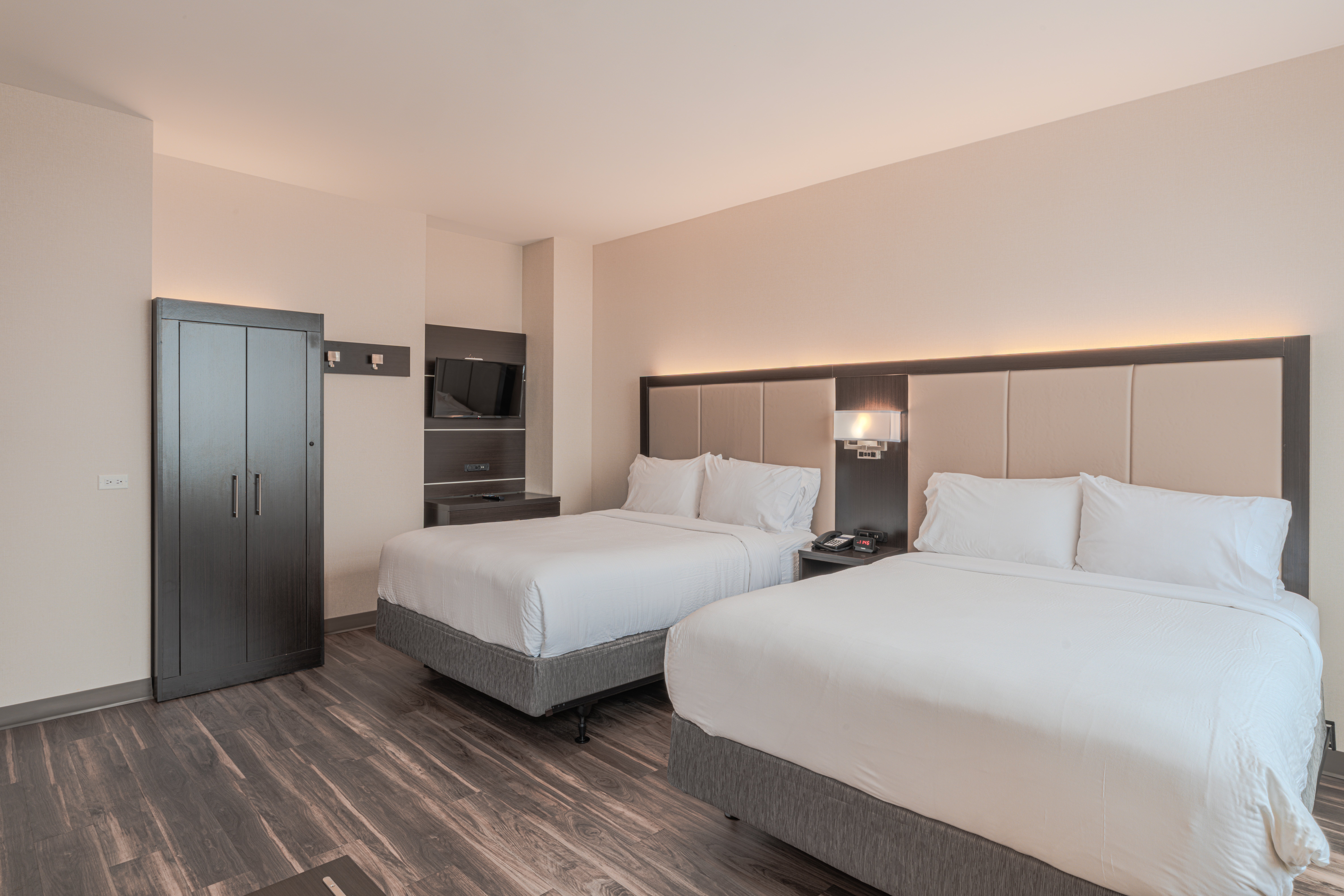 holiday inn express long island city e new york