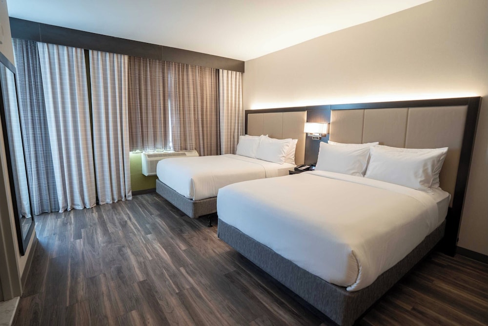 holiday inn express long island city e new york