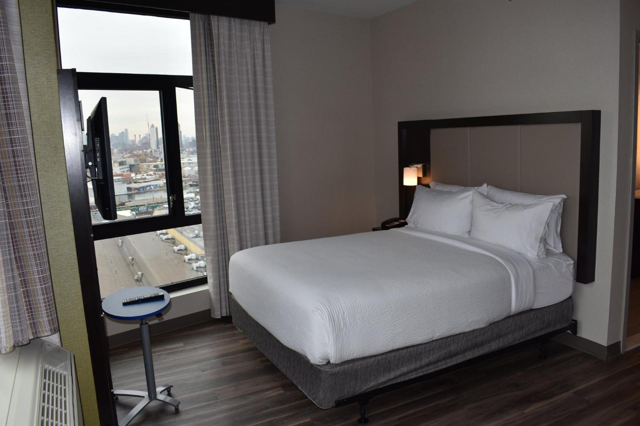 holiday inn express long island city e new york