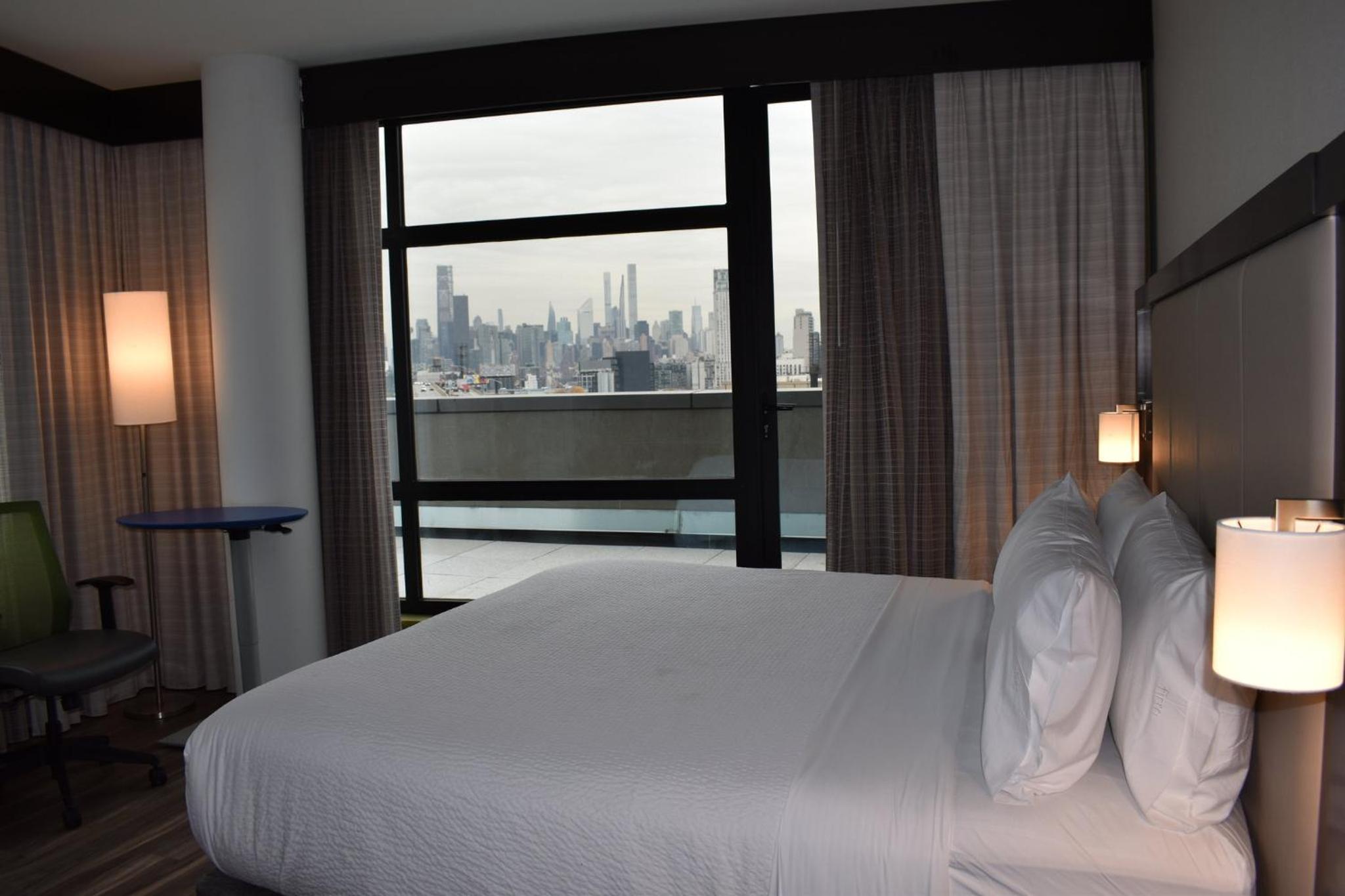 holiday inn express long island city e new york