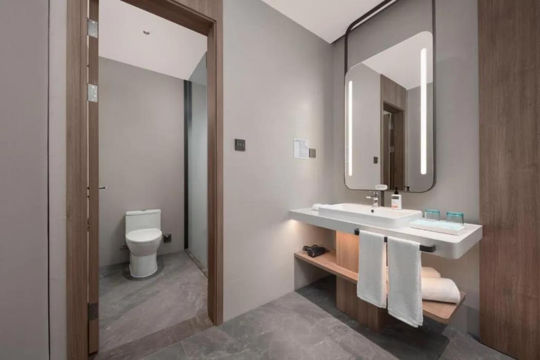 holiday inn express shenzhen futian center an ihg hotel