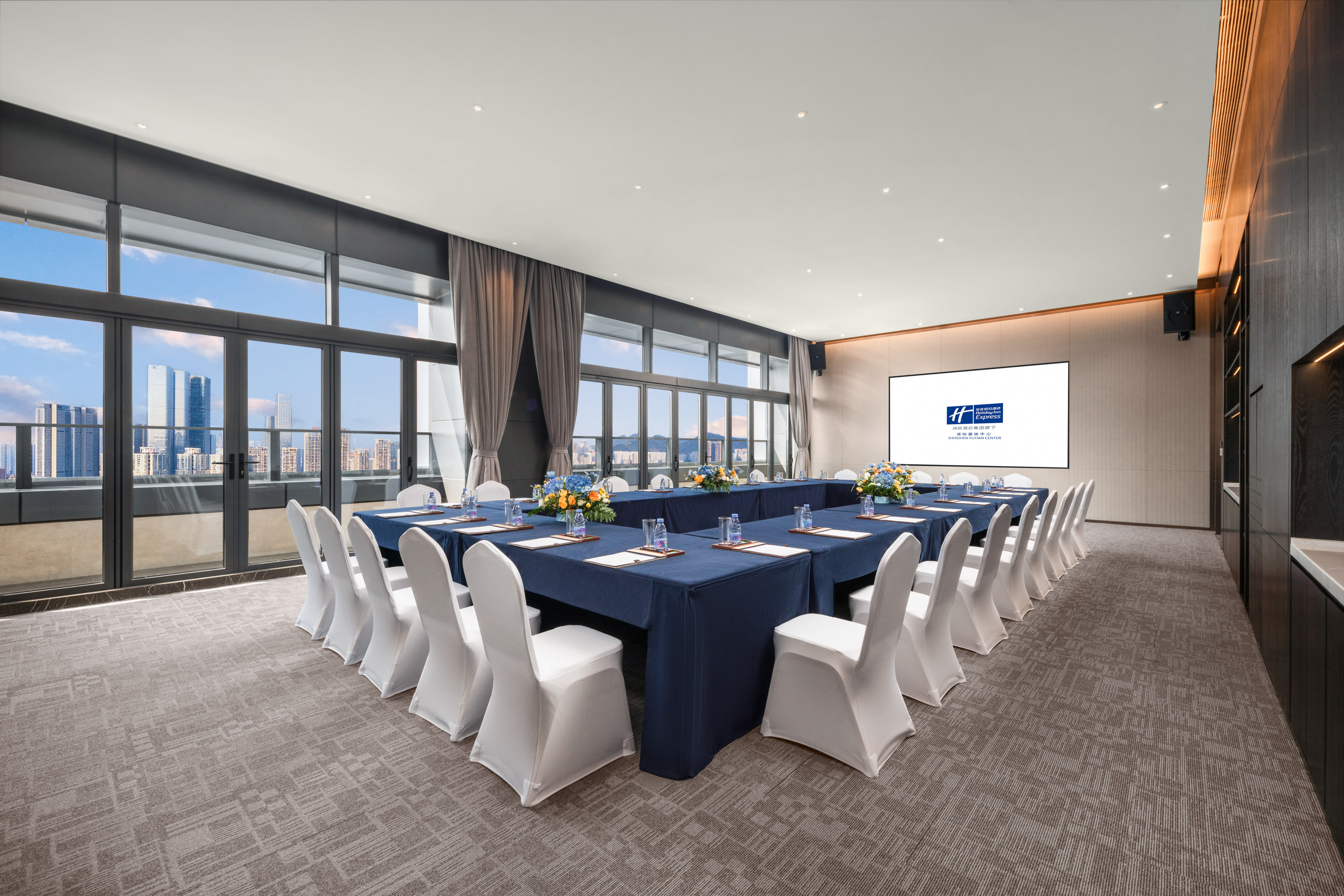holiday inn express shenzhen futian center an ihg hotel