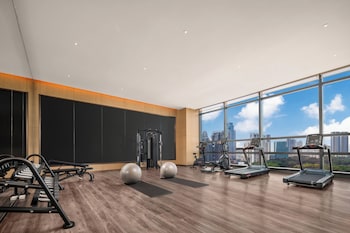 Holiday Inn Express Shenzhen Futian Center, An Ihg Hotel,,4.5 star