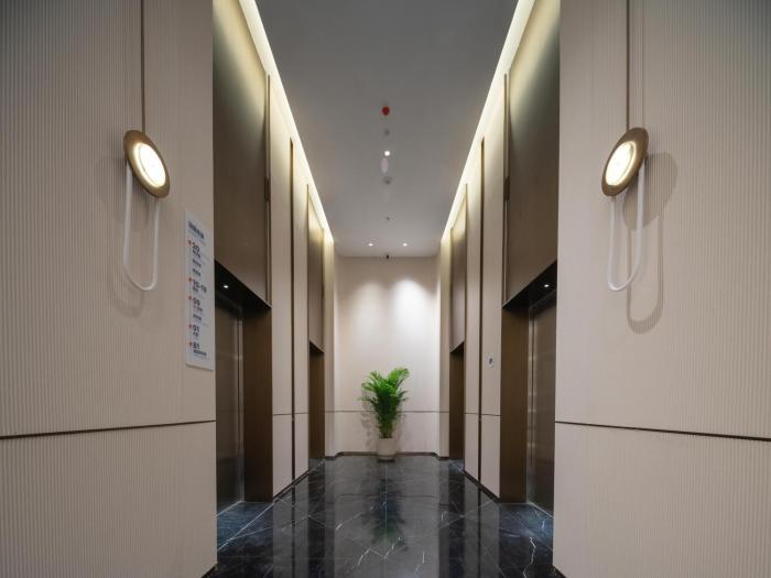 holiday inn express shenzhen futian center an ihg hotel