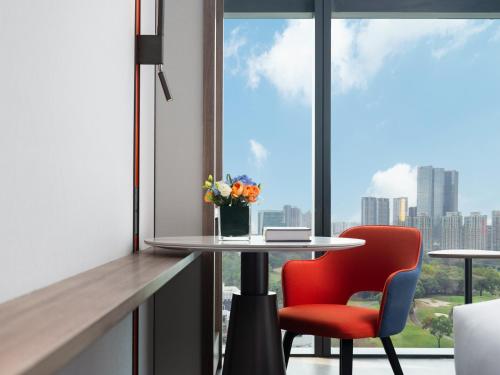 holiday inn express shenzhen futian center an ihg hotel
