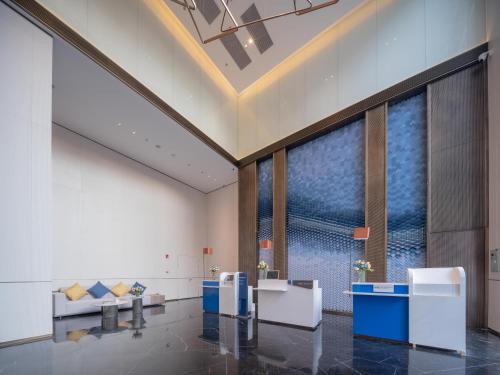 holiday inn express shenzhen futian center an ihg hotel