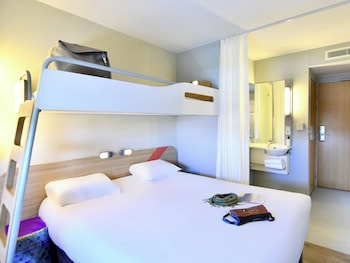 hotel ibis budget nantes reze aeroport