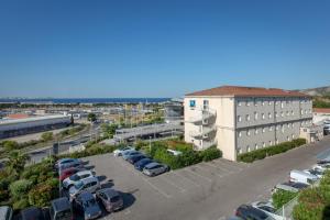 ibis budget marseille lestaque
