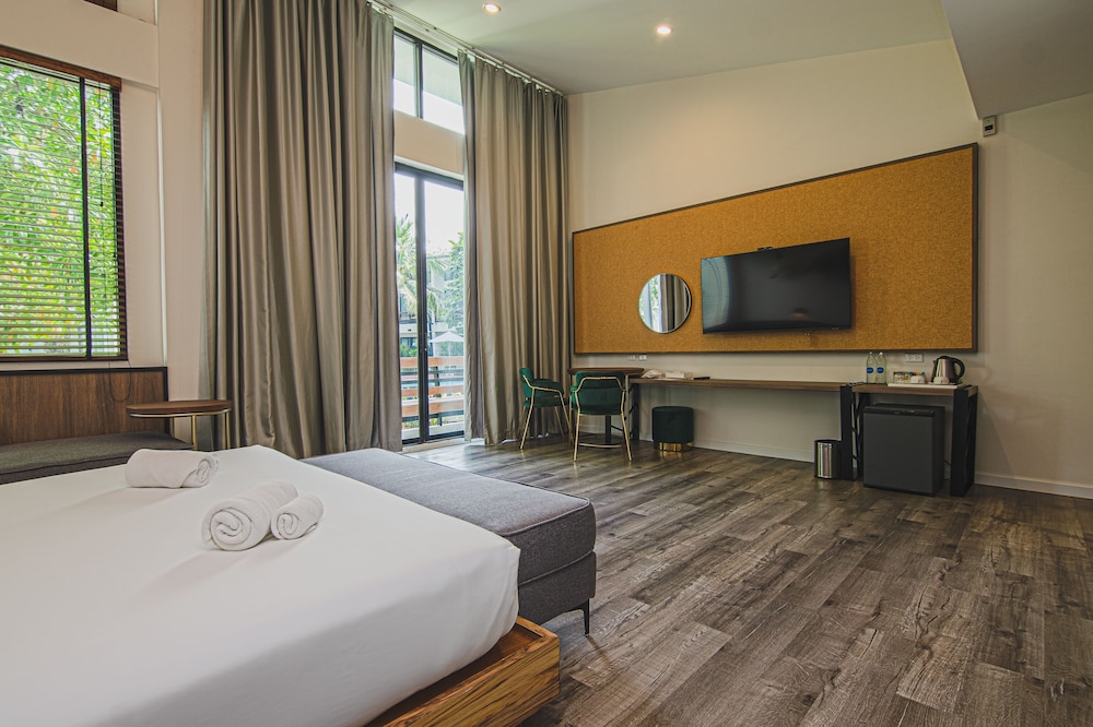 lumphawa amphawa resort