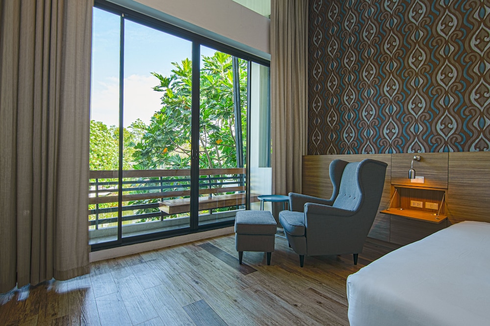 lumphawa amphawa resort