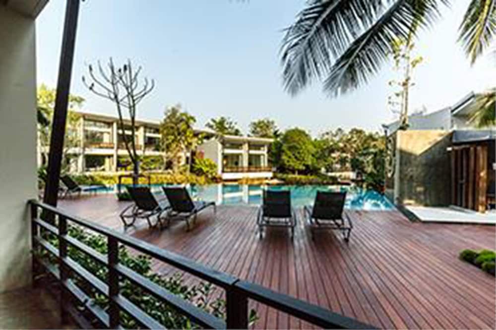 lumphawa amphawa resort