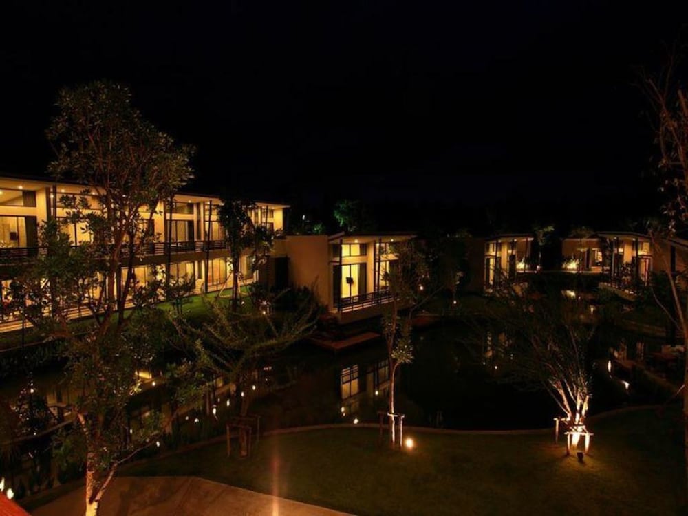 lumphawa amphawa resort