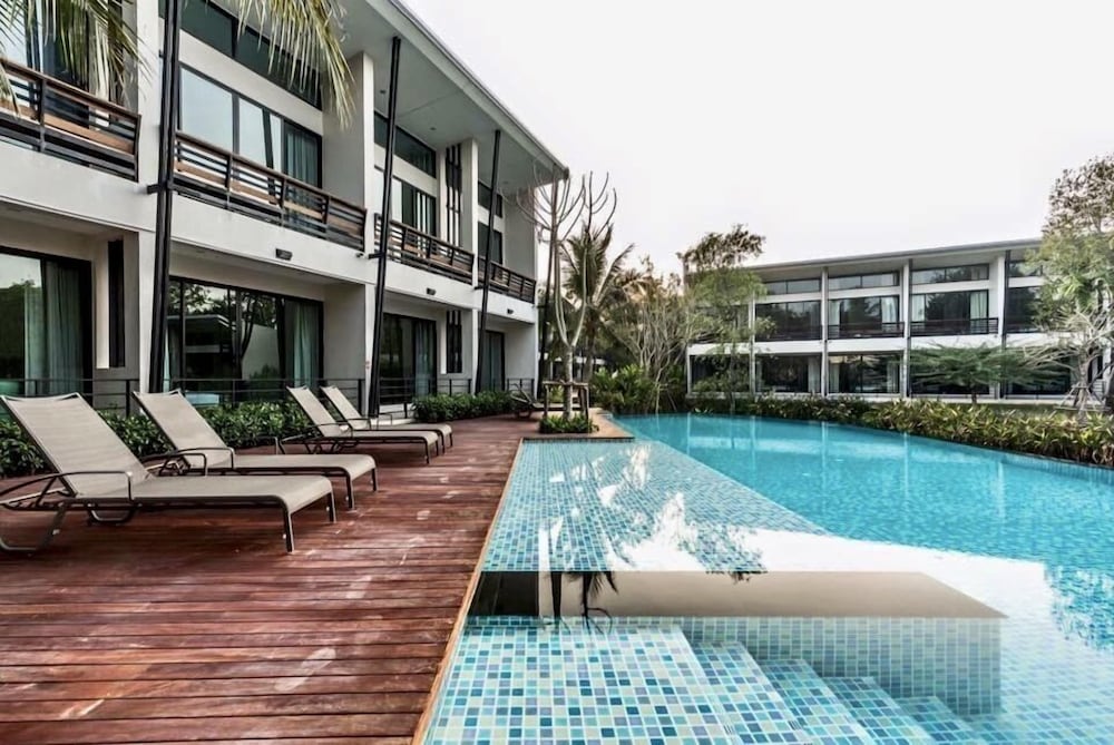 lumphawa amphawa resort