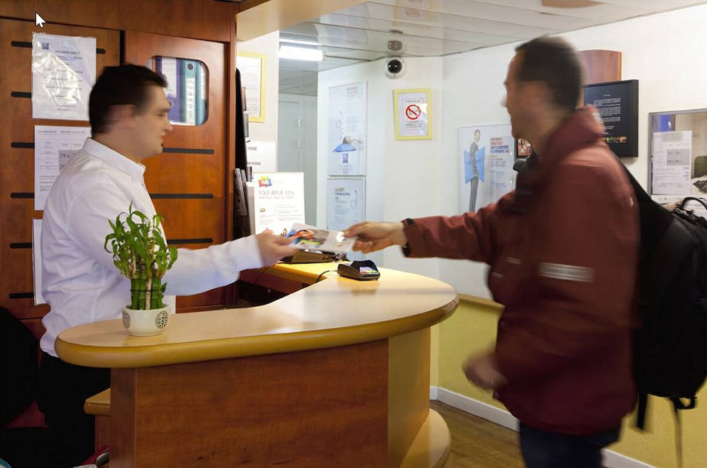 ibis budget carcassonne la cite