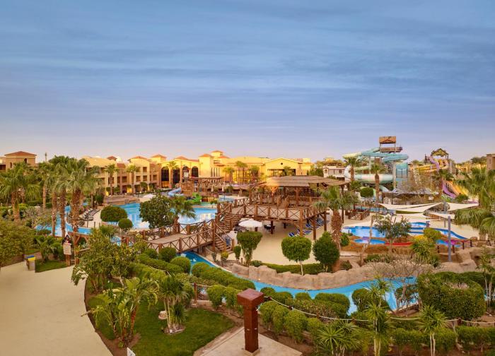 coral sea aqua club