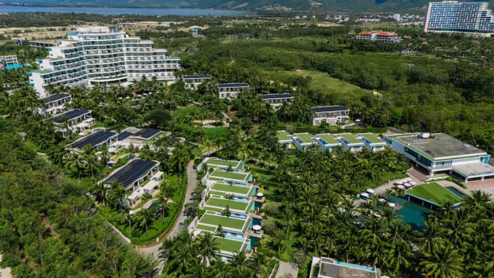cam ranh riviera beach resort and spa
