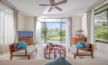 cam ranh riviera beach resort and spa