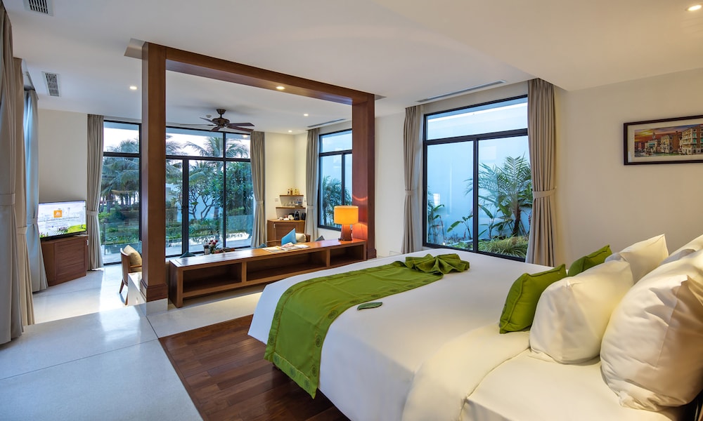 cam ranh riviera beach resort and spa