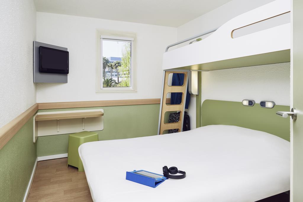 bandb hotel marseille parc chanot