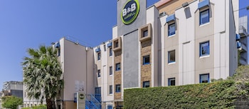 bandb hotel marseille parc chanot