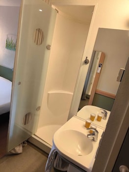 ibis budget lons le saunier