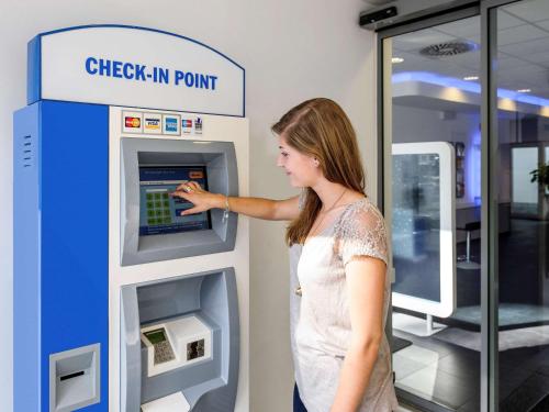 ibis budget lons le saunier