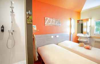 ibis budget frejus saint raphael capitou a8