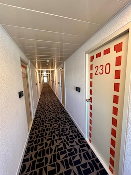 ibis budget frejus saint raphael capitou a8