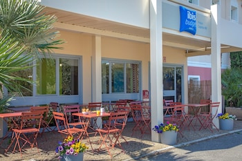 ibis budget frejus saint raphael capitou a8