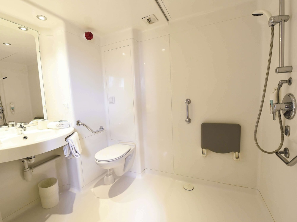 ibis budget dijon st apollinaire