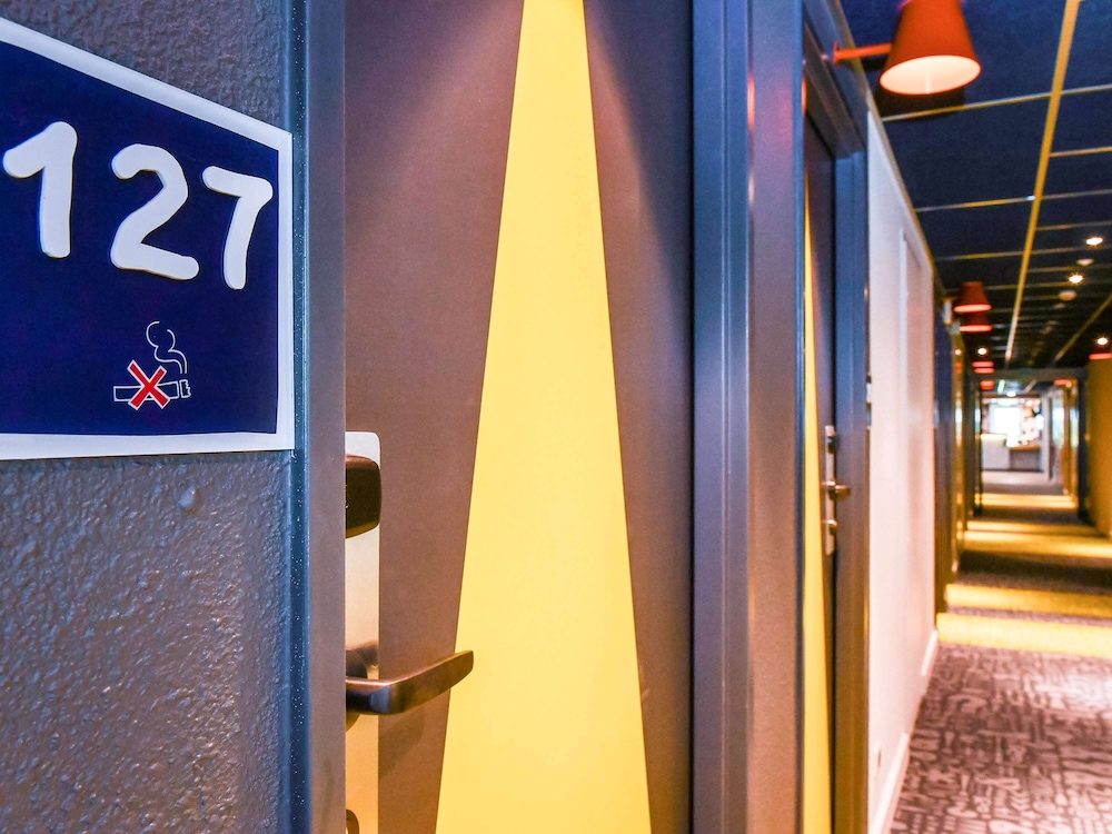 ibis budget coutances