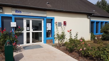 Ibis Budget Chambourcy Saint-Germain,Chambourcy>>Aulnay-Sous-Bois,2 star