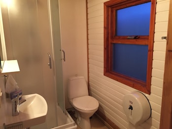 bakkaflot guesthouse
