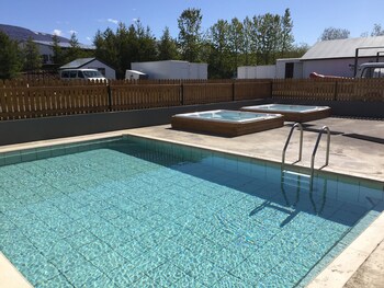bakkaflot guesthouse