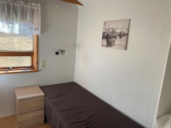 bakkaflot guesthouse