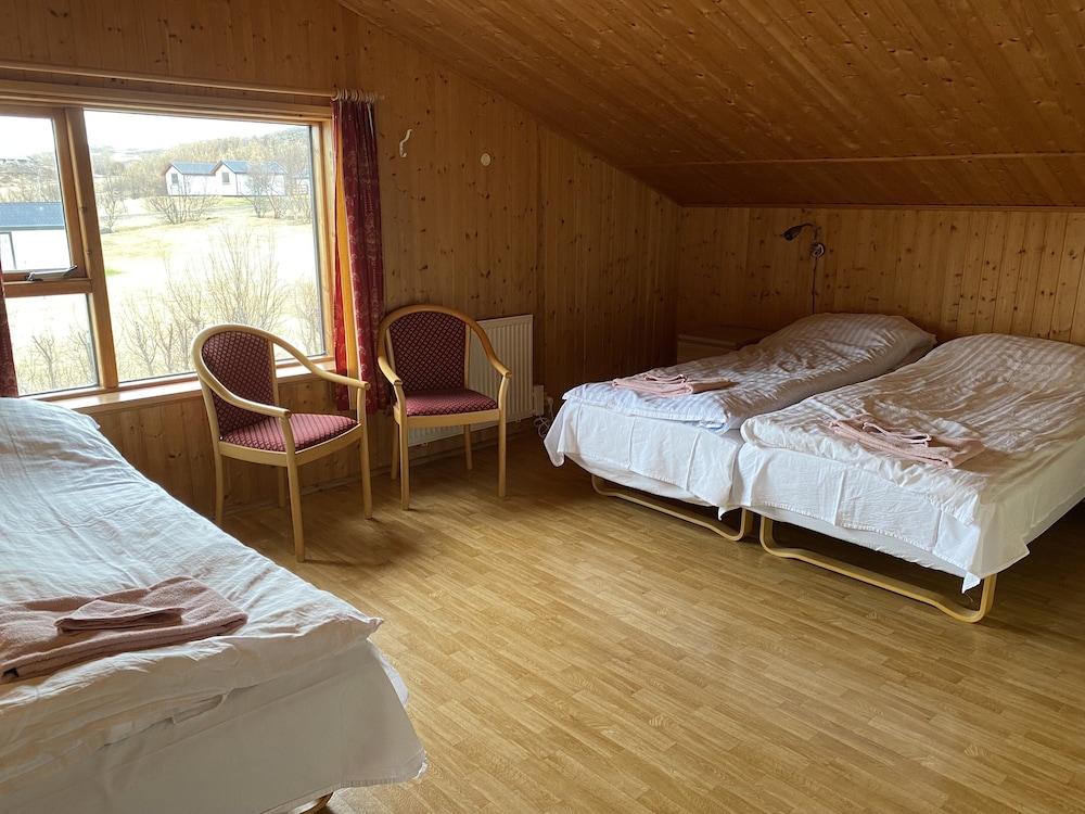 bakkaflot guesthouse