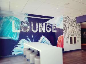 ibis budget arles palais des congres