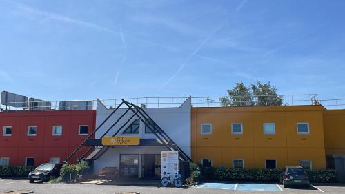 premiere classe angers est st barthelemy danjou