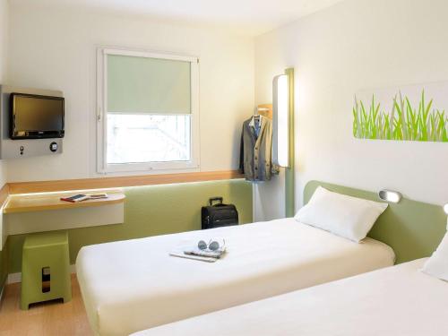 ibis budget sevilla aeropuerto