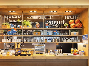 ibis budget sevilla aeropuerto