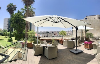 ambassador hotel