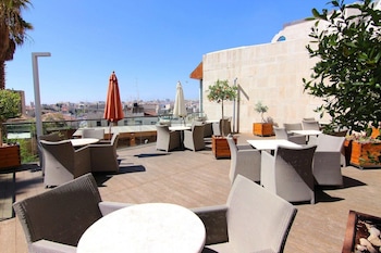 ambassador hotel