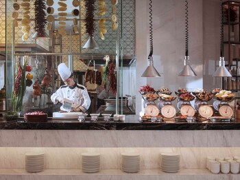 sofitel guiyang hunter