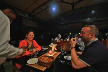 the rainforest ecolodge