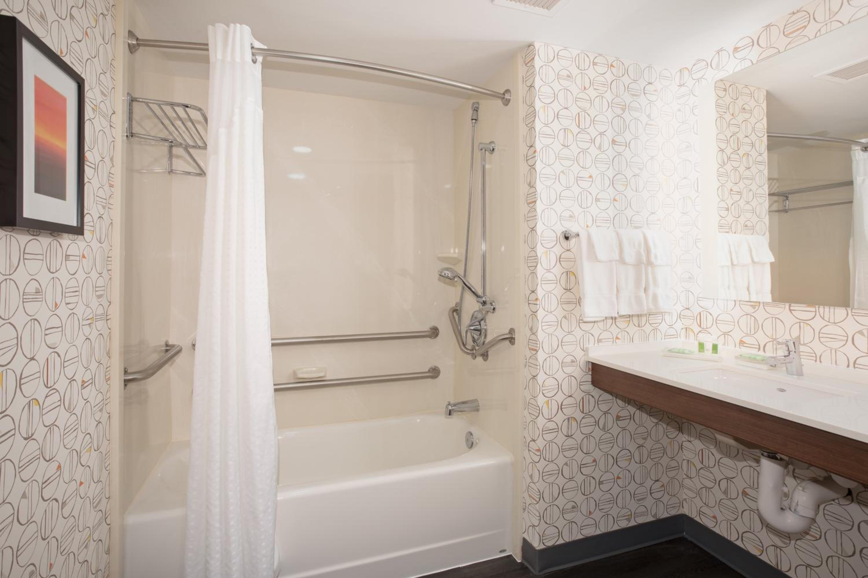 holiday inn winchester se historic gateway by ihg