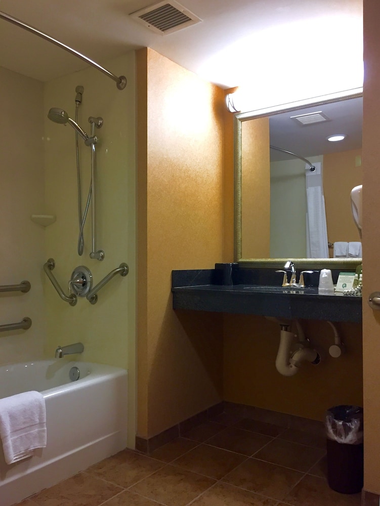 holiday inn winchester se historic gateway by ihg
